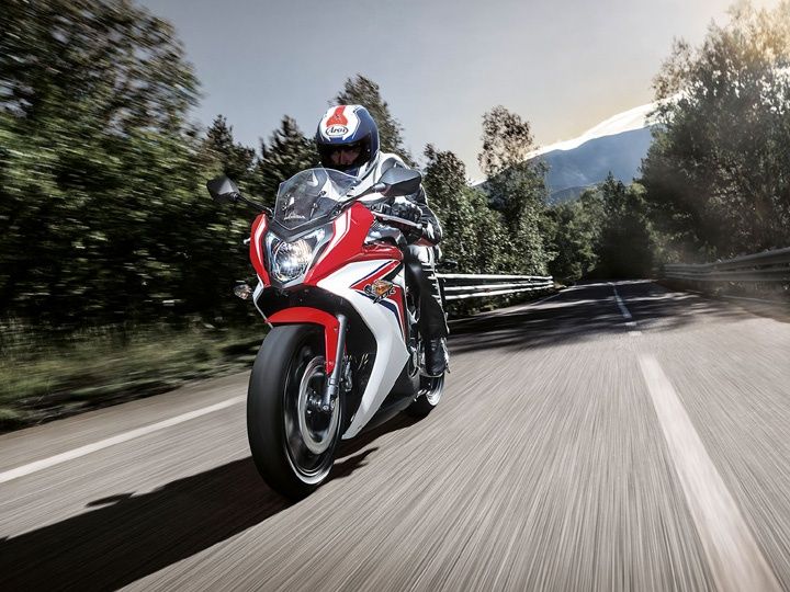 Honda to launch  locally-assembled CBR650F in India on August 4, the 649cc, 4 cylinder bike has a torque of 8,000rpm, expected price Rs 8 lac - CarTrade.com