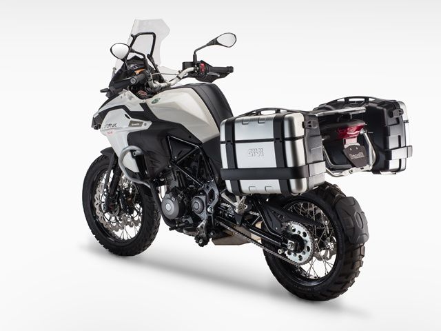benelli-trk-502-unveiled-eicma2015-17112015-s2_640x480.jpg