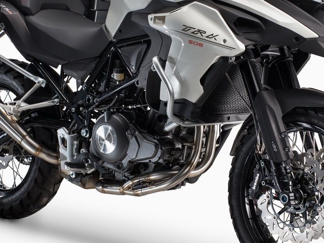 benelli-trk-502-unveiled-eicma2015-17112015-s6_640x480.jpg