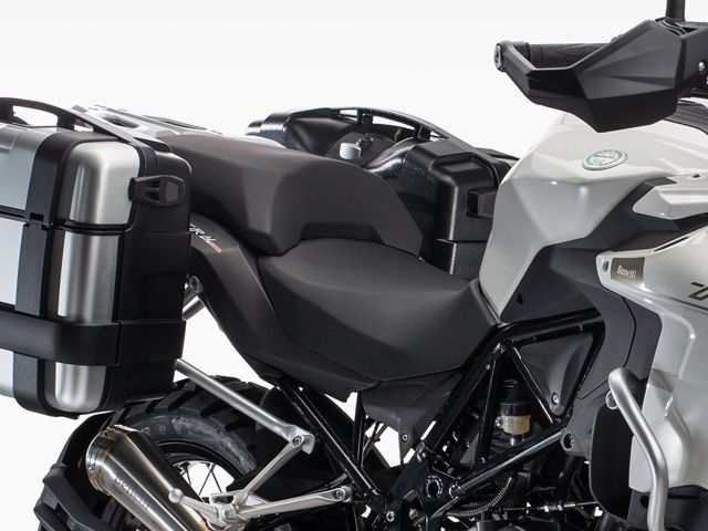 benelli-trk-502-unveiled-eicma2015-17112015-s8_640x480.jpg