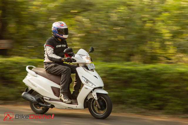 Hero Maestro Edge 125 FI Road Test Review 