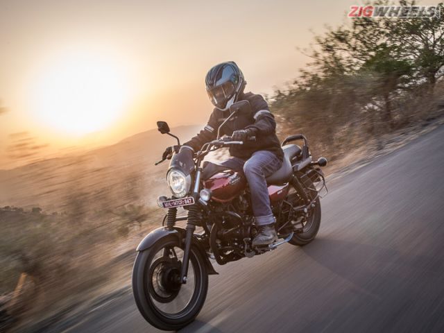Avenger 160 review front action