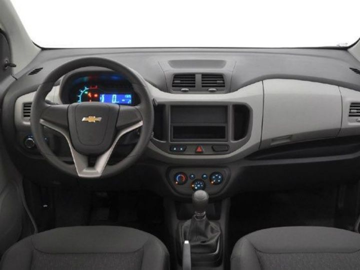 Chevrolet Spin interior